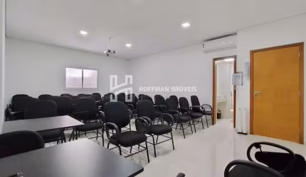 SALA COMERCIAL COM ÓTIMA LOCALIZAÇÃO