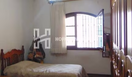 Casa com 4 Quartos, 3 Banheiros, 1 Vaga à venda - Santo Antônio