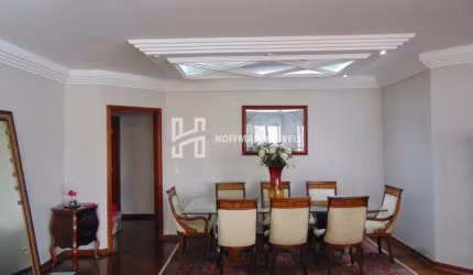 APARTAMENTO SUPER ESPAÇOSO DE 205M² DE ÁREA ÚTIL!