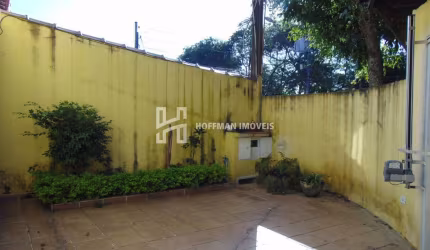 OPORTUNIDADE DE CASA COM BOA LOCAIZAÇÃO