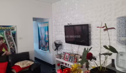 Casa à venda com vaga de garagem e salão comercial no Bairro Cerâmica em São Caetano do Sul