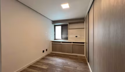 Cobertura Duplex com 3 dormitórios e 3 vagas bem localizado no Santa Paula