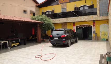 Sobrado à Venda com 3 Quartos e 3 WC's no Parque Marajoara, Santo André, SP
