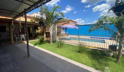 Casa com 3 dormitórios à venda, 220 m² por R$ 750.000,00 - City Barretos - Barretos/SP