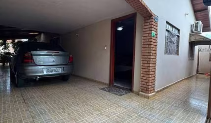 IMÓVEL À VENDA