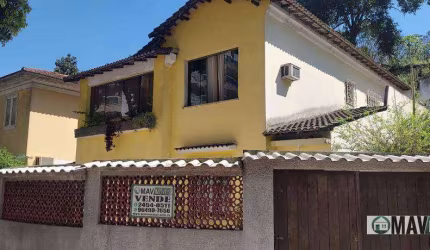 Casa com 4 dormitórios à venda, 140 m² por R$ 850.000,00 - Vila Valqueire - Rio de Janeiro/RJ