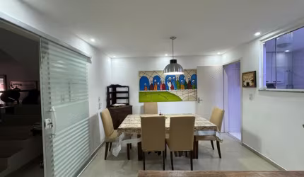 Linda Casa no Condomínio Girassol - Campo Grande RJ