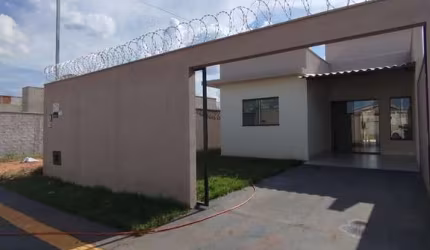 Casa com 3 quartos à venda na Bosque Sereno, 1, Bosque Sereno Residencial, Senador Canedo, 117 m2 por R$ 380.000