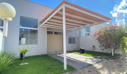 Casa para locação em condomínio fechado – 3 quartos, quintal e área gourmet