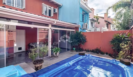 CASA COM 3 DORMITÓRIOS NO BAIRRO ECOVILLE