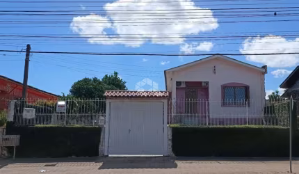 Casa 2 dormitórios 3 vagas em Cachoeirinha