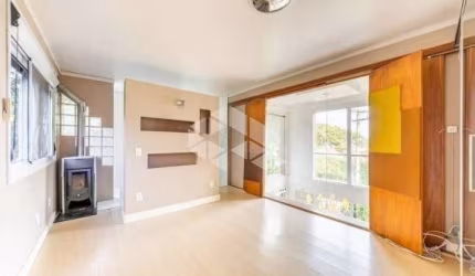 Casa com duas suítes e terraço com vista pro Guaiba.
