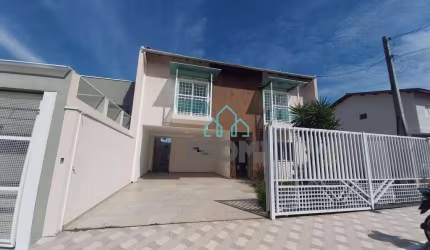 Sobrado com 4 dormitórios à venda, 280 m² por R$ 850.000,00 - Independência - Taubaté/SP