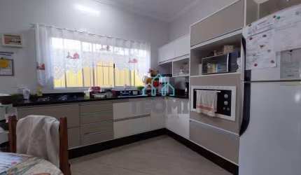 Casa com 3 dormitórios sendo 1 suíte à venda, 80 m² por R$ 650.000 - Residencial Portal da Mantiqueira - Taubaté/SP