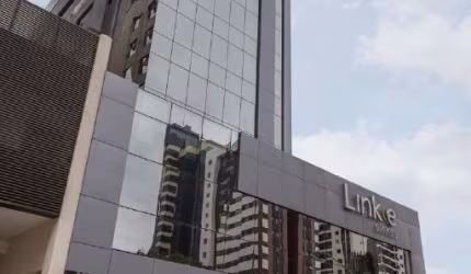 LOJA COMERCIAL NO CABRAL PROX TJ PR