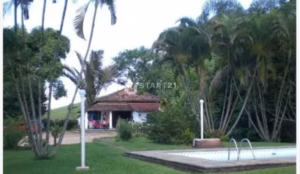 Oportunidade Única: Sítio dos Sonhos a venda com 3 alqueires, casa, piscina e curral em Getulandia,