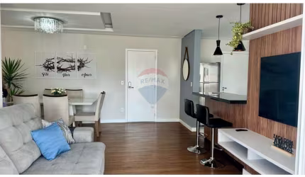 Apartamento 4 dormitórios, 3 suítes no Mogilar