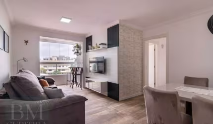 Amplo apartamento semimobiliado com 3 Dormitórios, 2 vagas, 102m² privativos à venda, por R$ 960.000,00 - Portão - Curitiba/PR