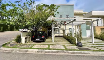 Casa em condomínio fechado com 3 quartos à venda na Estrada do Capuava, 2333, Jardim São Vicente, Cotia por R$ 760.000