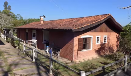 Casa com 3 quartos à venda na Rua Austrália, 586, Chácara dos Lagos, Carapicuíba por R$ 1.900.000