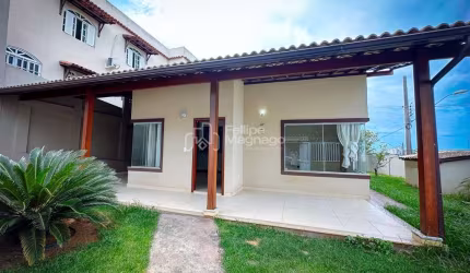 CASA LINEAR DE 3 QUARTOS COM PISCINA E CHURRASQUEIRA E VENDA EM GUARAPARI