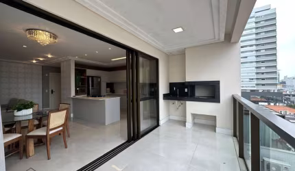Apartamento com 3 Suítes