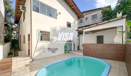 Casa com 3 quartos à venda na Dária Merize Koerich, 166, Centro, São José por R$ 850.000