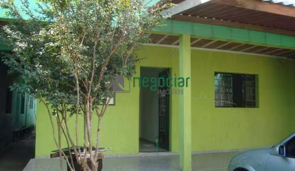 Casa residencial e comercial, bairro Filadélfia