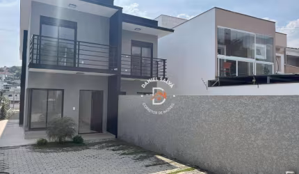 Casa com 3 dormitórios (2 Suítes) à venda, 149 m² por R$ 1.060.000 - Jardim das Flores - Atibaia/SP