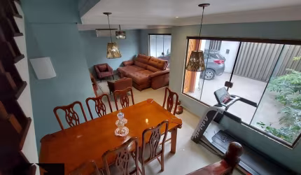 Ampla Casa de 3 Pavimentos – em Cosmorama, Mesquita