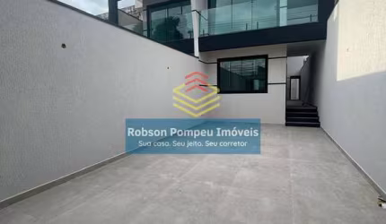 OPORTUNIDADE!!! Belíssimo Sobrado 3 suítes, 4 vagas Novo fino acabamento à venda, Jardim Vila Galvã