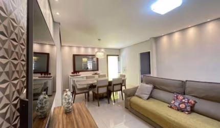 Casa Duplex, CÓD. K196. Bairro Bom Jardim, Piso porcelanato, lote 300 m², Quintal. 3 vagas Garagem.