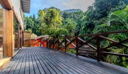 linda casa em sao conrrado