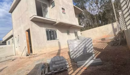 Vendo Sobrado  no parque do Embu financie parcele a entrada