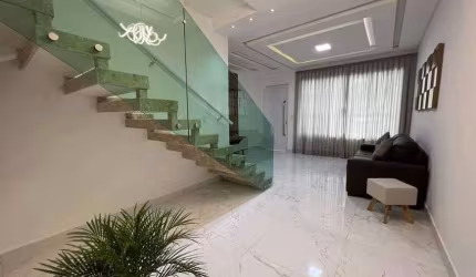 Sobrado para venda com 120 metros quadrados com 2 quartos em Caiçara - Praia Grande - SP