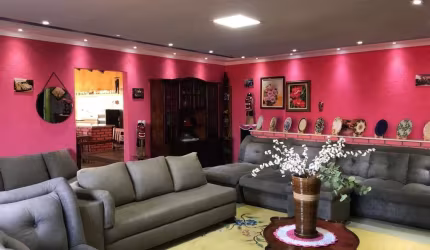 Casa com 4 quartos à venda na Rua Estônia, 102, Jardim Europa, Sorocaba por R$ 1.200.000