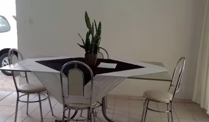 Casa com 3 quartos à venda na Rua Maria Amélia de Camargo Pires, 121, Jardim São Paulo, Sorocaba por R$ 565.000