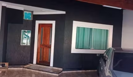Casa com 3 quartos à venda na Rua Hilda de Moraes Pinto, 305, Jardim Santa Catarina, Sorocaba por R$ 350.000