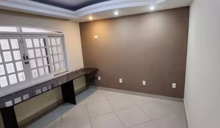 Casa com 3 quartos à venda na Rua Panamá, 10, Vila Barcelona, Sorocaba por R$ 750.000