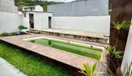 Casa com 3 quartos à venda na Rua 2400, 89, Centro, Balneário Camboriú por R$ 1.850.000