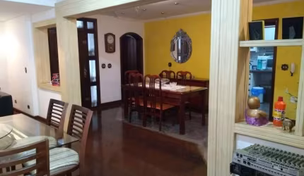 Casa com 6 quartos à venda na Marília, 194, Jardim Leocádia, Sorocaba por R$ 1.400.000