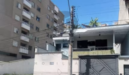 Casa com 3 quartos à venda na Rua Panamá, 150, Jardim Quisisana, Poços de Caldas, 157 m2 por R$ 690.000