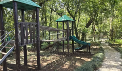 Casa de Condomínio com 5 quartos  à venda, 471.00 m2 por R$3300000.00  - Ahu - Curitiba/PR
