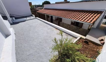 Casa à Venda em Floramar, Belo Horizonte - MG