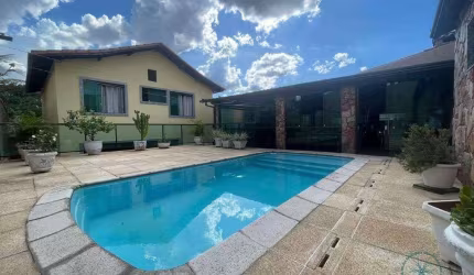 Casa à Venda em Santa Branca, Belo Horizonte - MG