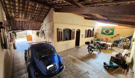 Casa à Venda em Rio Branco, Belo Horizonte - MG