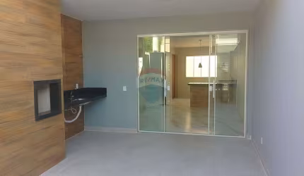 Casa  para locação em Vargem Grande com 2 suítes