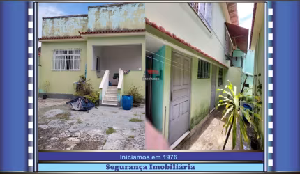 Casa sala 2 quartos + casa duplex sala 2 quartos de fundos
