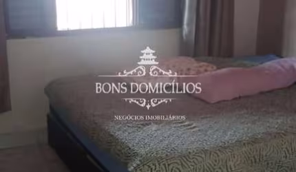 Casa com 1 quarto à venda no Jardim Guaciara, Taboão da Serra  por R$ 540.000