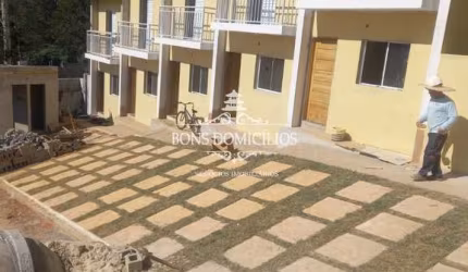 SAIA DO ALUGUEL!  LANÇAMENTO - CASA COM 02 DORMITÓRIOS EM CONDOMÍNIO!
